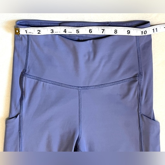 Athleta Lavender Ultimate Stash Pocket Capri Leggings Women’s Size XXS - Picture 3 of 16